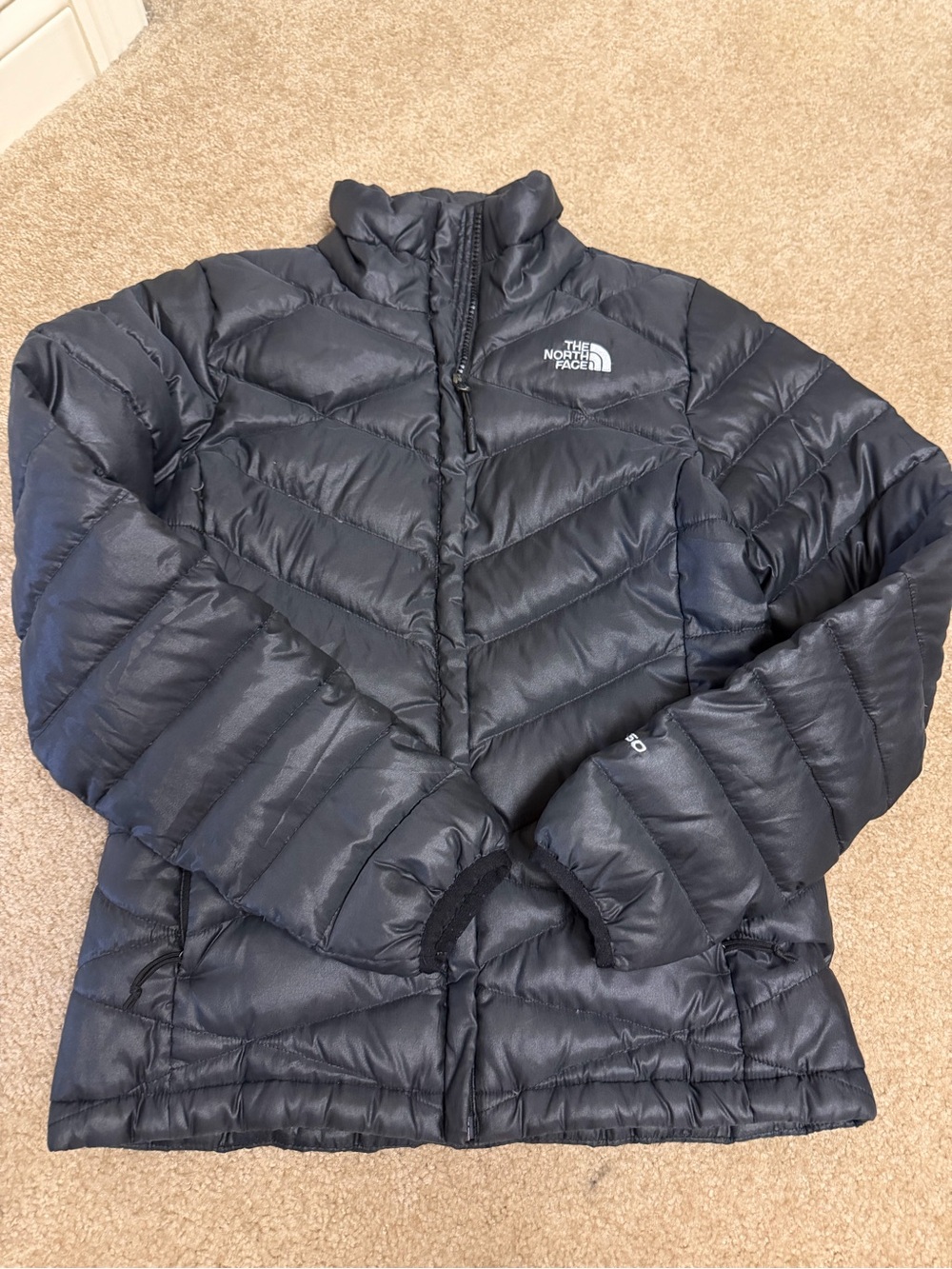 The North Face 550 Women's Black Puffer Jacket